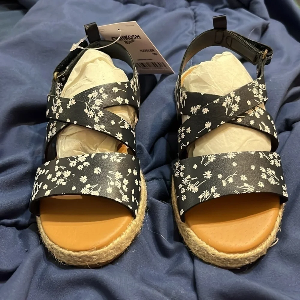 NWT OshKosh B'Gosh Girl's Petal Sandal